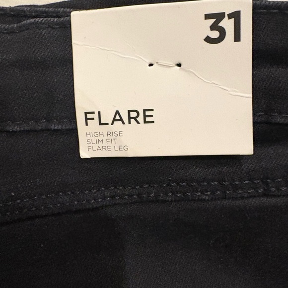 Forever21 Black Flare High Rise Jeans size 31 - Picture 2 of 5